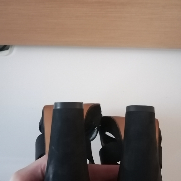 Stuart Weitzman Black Suede Elastic Criss Cross Strap Block Heel Sandals 5.5 - Picture 10 of 17